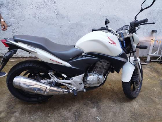 HONDA CB 300R 